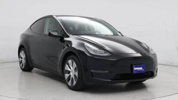 TESLA MODEL Y 2020 5YJYGDEE9LF018318 image